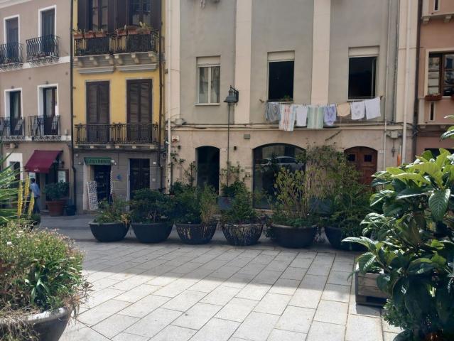 Locale Commerciale in vendita a Biddanoa/Villanova, Cagliari
