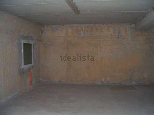 Locale Commerciale in vendita a Piemonte, Alessandria