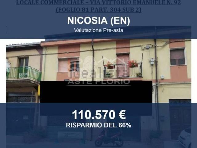 Locale Commerciale in vendita a Nicosia, Sicilia