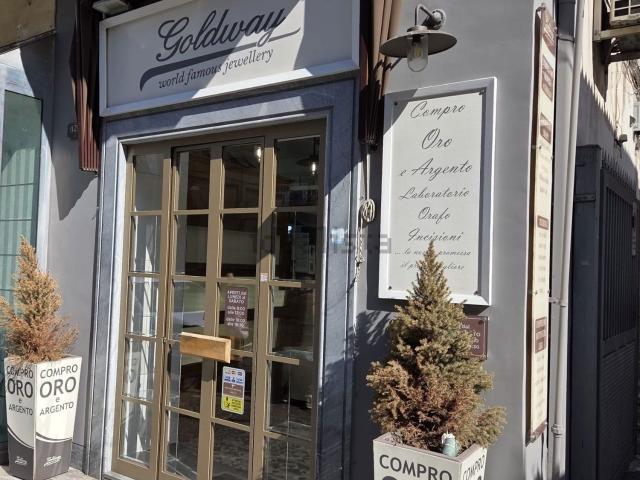 Locale Commerciale in vendita a Scafati, Campania