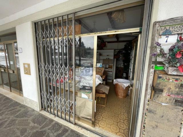 Locale Commerciale in vendita a Unione dei comuni del Frignano, Lama Mocogno