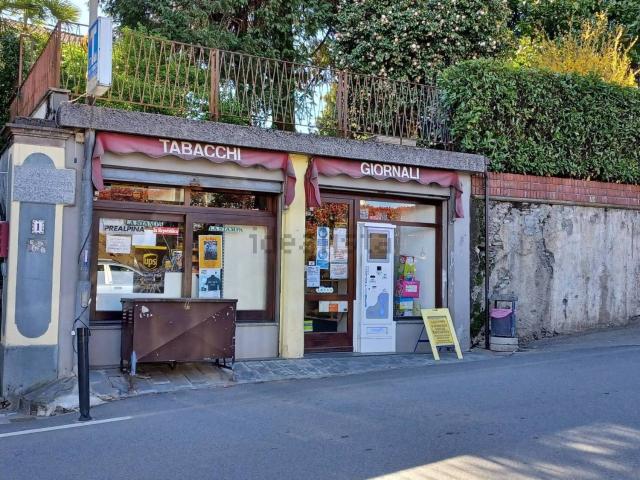 Locale Commerciale in vendita a Piemonte, Novara