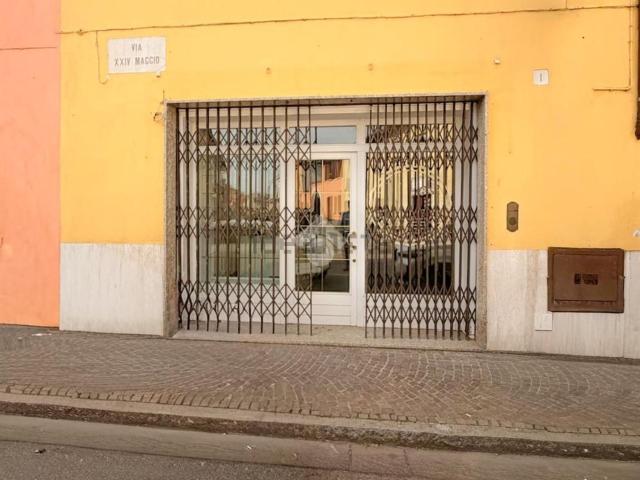 Locale Commerciale in vendita a Ghedi, Lombardia