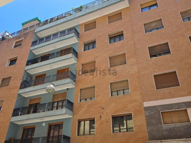 Locale Commerciale in vendita a Biddanoa/Villanova, Cagliari
