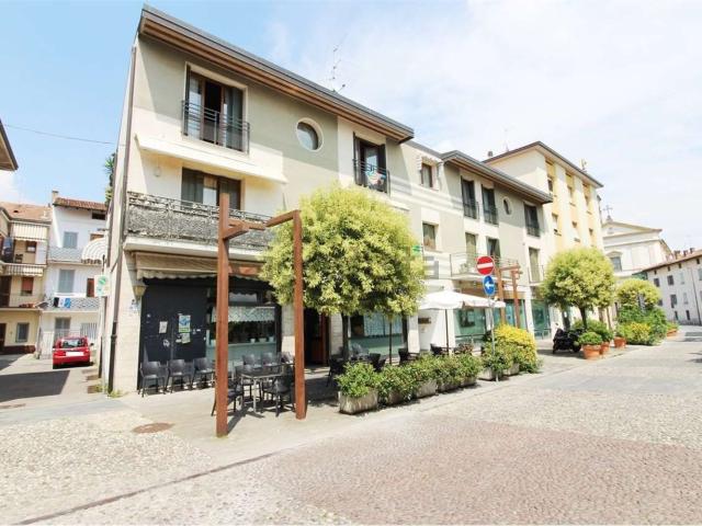 Locale Commerciale in vendita a Curno, Lombardia