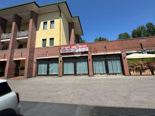 Locale Commerciale in vendita a Schio, Veneto