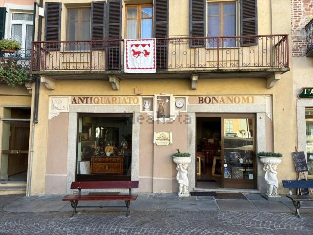 Locale Commerciale in vendita a Piemonte, Asti