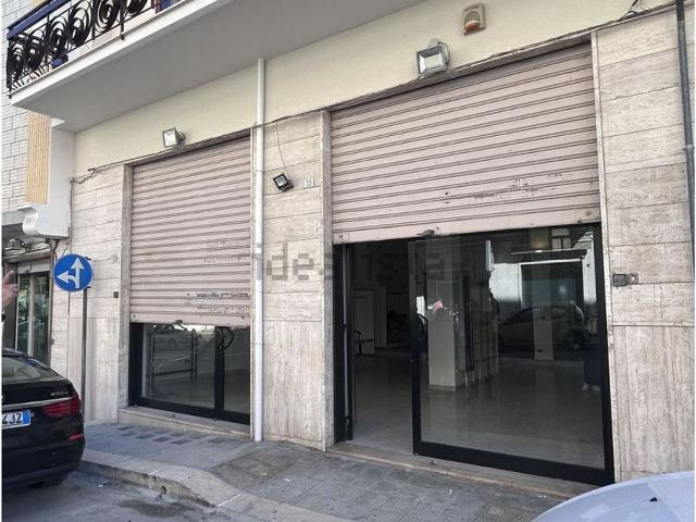 Locale Commerciale in vendita a Ostuni