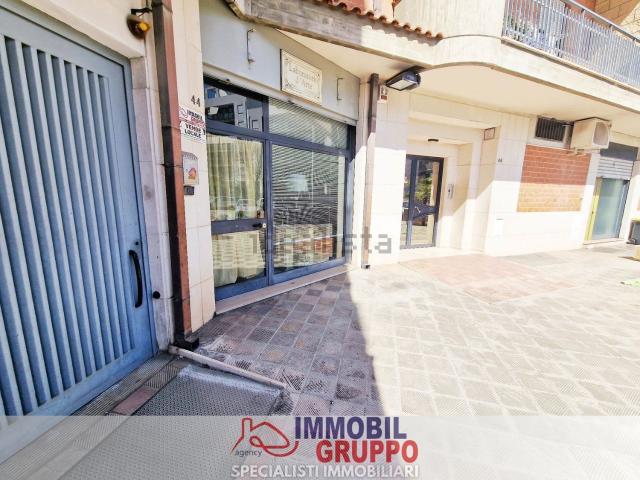 Locale Commerciale in vendita a Puglia, Barletta-andria-trani