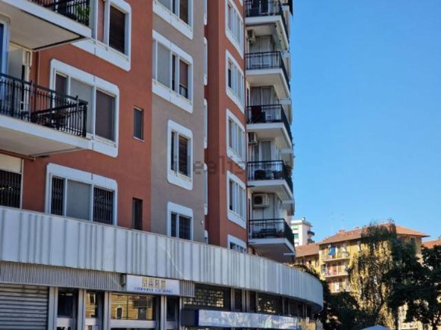 Locale Commerciale in vendita a Zona Omogenea Milano Nord, Sesto San Giovanni