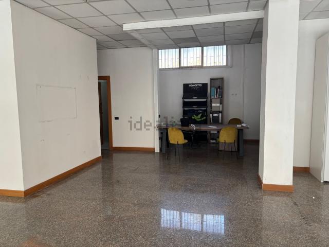 Locale Commerciale in vendita a Vallone, Francavilla al Mare