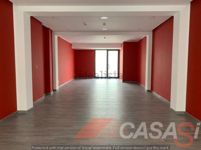 Locale Commerciale in vendita a Maglie, Lecce