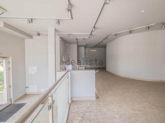 Locale Commerciale in vendita a Gries-San Quirino - Gries-Quirein, Bolzano - Bozen