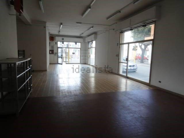 Locale Commerciale in vendita a Unione dei Comuni Circondario dell'Empolese Valdelsa, Lucardo