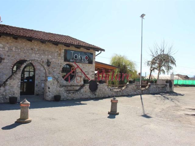 Locale Commerciale in vendita a Piemonte, Cuneo