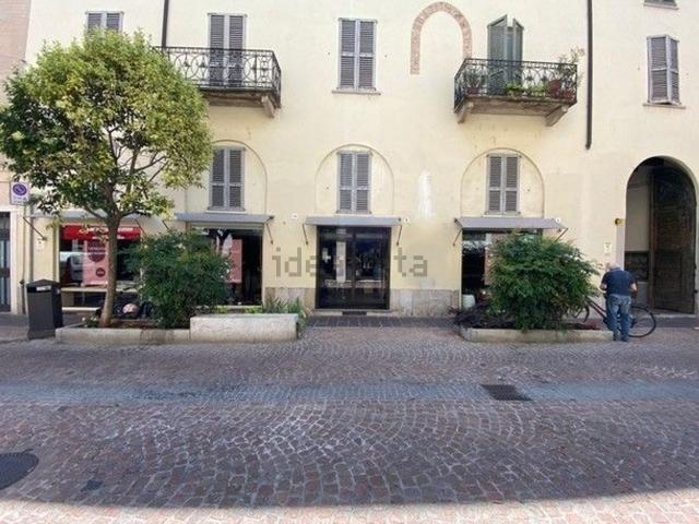 Locale Commerciale in vendita a Selvagreca, Lodi