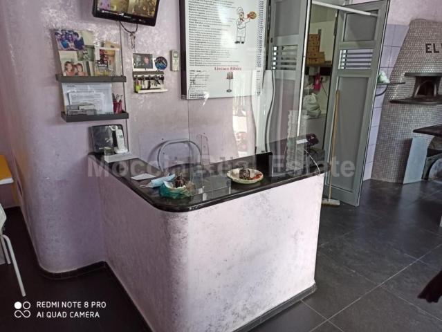 Locale Commerciale in vendita a Caserta, Campania