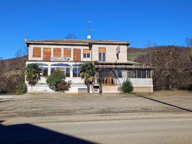 Locale Commerciale in vendita a Borgo Priolo, Lombardia