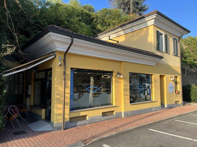 Locale Commerciale in vendita a Piemonte, Cuneo
