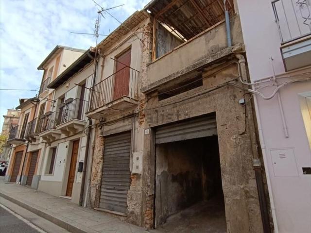 Locale Commerciale in vendita a Calabria, Reggio Calabria