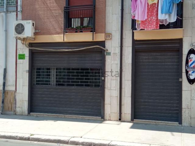 Locale Commerciale in vendita a Puglia, Foggia
