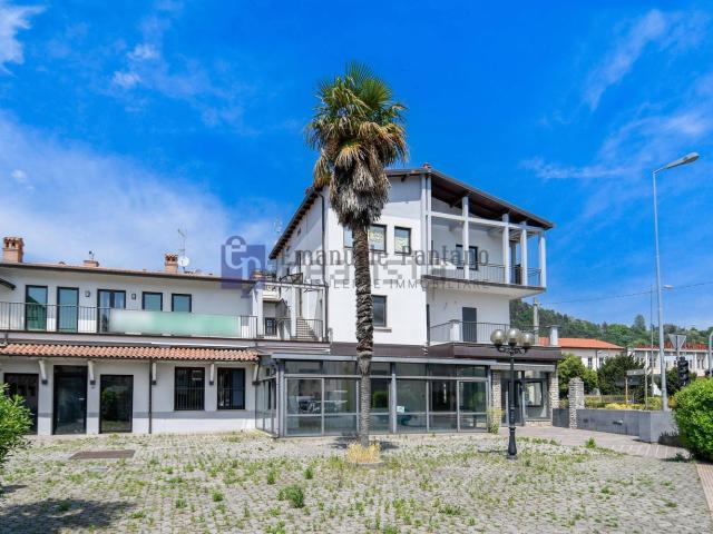 Locale Commerciale in vendita a Colle, Trescore Balneario