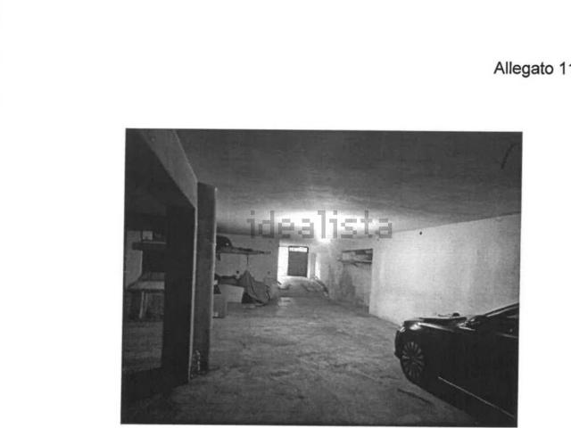 Locale Commerciale in vendita a Calabria, Reggio Calabria