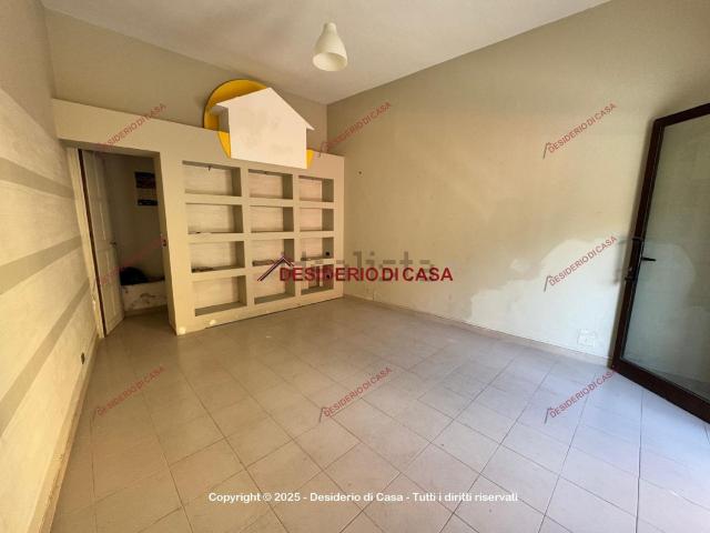 Locale Commerciale in vendita a Termini Imerese, Sicilia