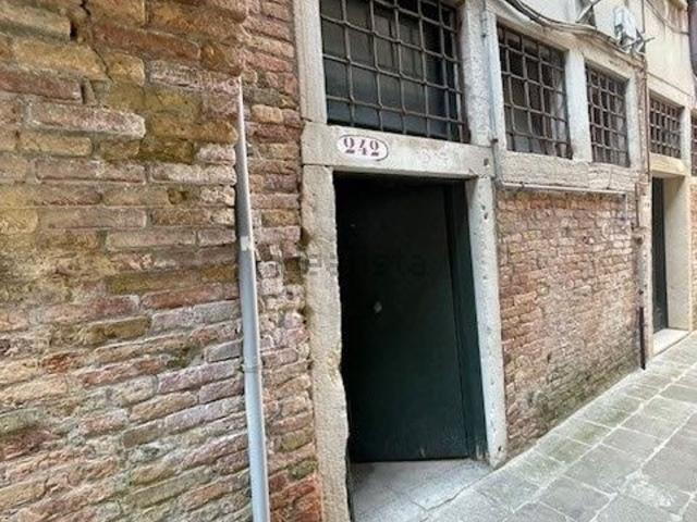 Locale Commerciale in vendita a Venezia-Murano-Burano, Venezia