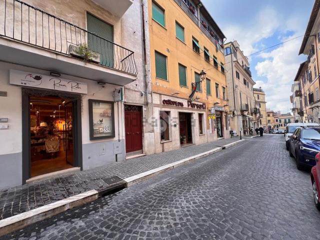 Locale Commerciale in vendita a Roma Capitale, Lazio