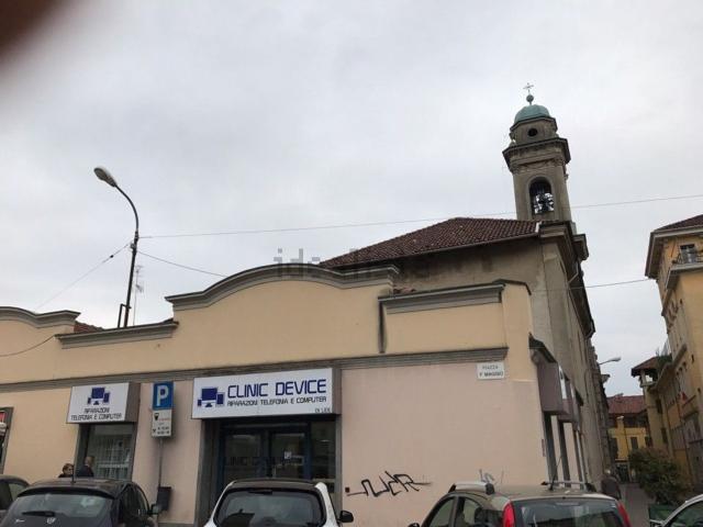 Locale Commerciale in vendita a Piazzo, Piemonte