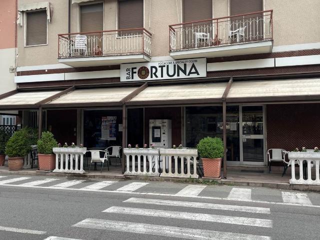 Locale Commerciale in vendita a Casalnoceto, Alessandria