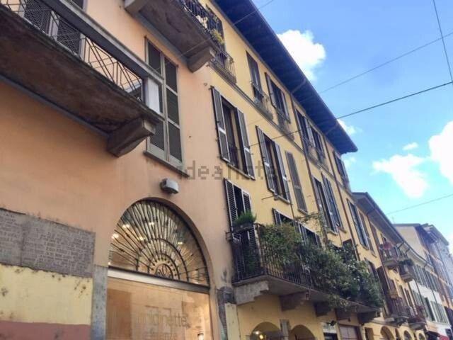 Locale Commerciale in vendita a Municipio 1, Milano