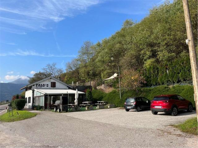 Locale Commerciale in vendita a Comunità Alta Valsugana e Bersntol, Levico Terme