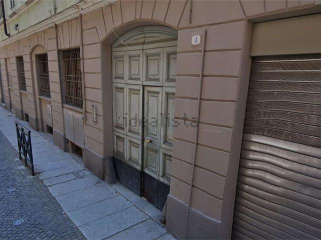 Locale Commerciale in vendita a Piemonte, Alessandria
