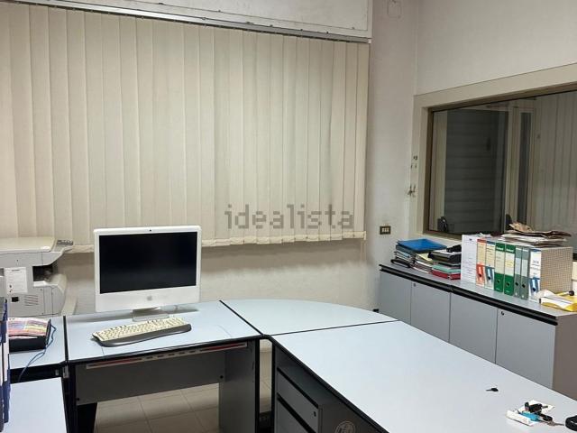 Locale Commerciale in vendita a VII Circoscrizione, Palermo