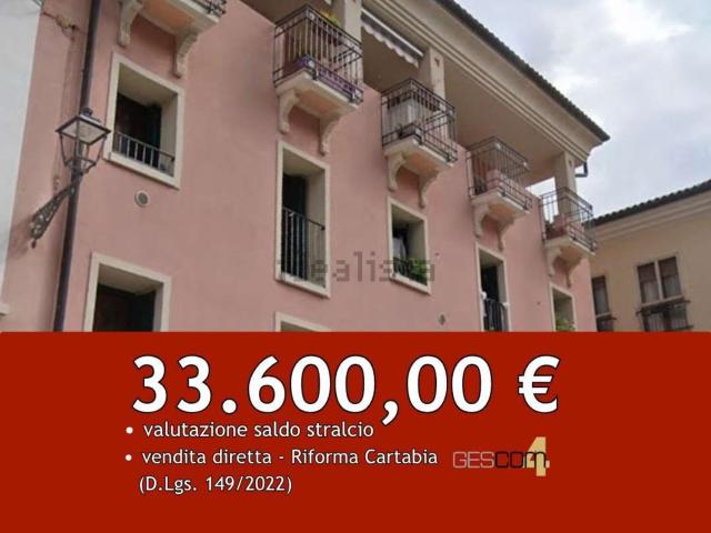 Locale Commerciale in vendita a Arsiero, Veneto