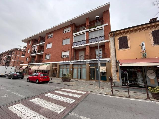 Locale Commerciale in vendita a Piemonte, Cuneo
