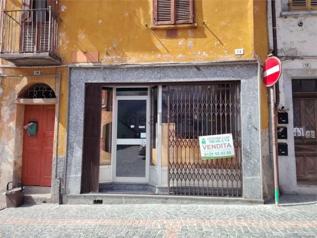 Locale Commerciale in vendita a Torille, Verres