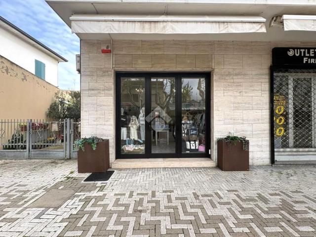 Locale Commerciale in vendita a Bellaria