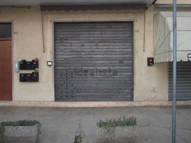 Locale Commerciale in vendita a Puglia, Taranto