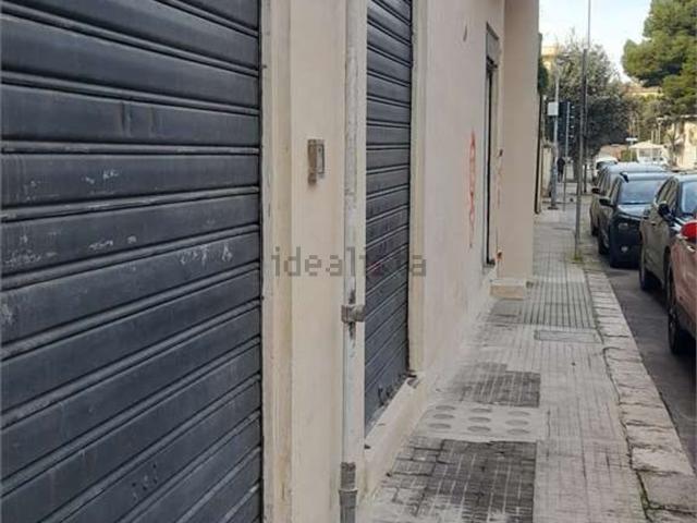 Locale Commerciale in vendita a Puglia, Lecce