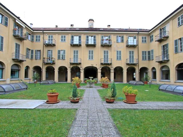 Locale Commerciale in vendita a Piemonte, Asti