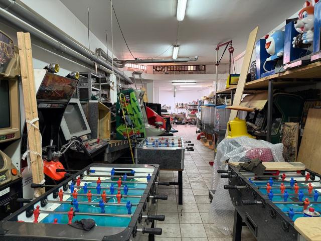 Locale Commerciale in vendita a San Giuseppe - Santa Teresa - Parteolla, Cagliari