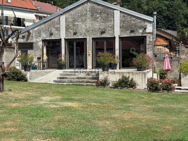 Locale Commerciale in vendita a Piemonte, Biella