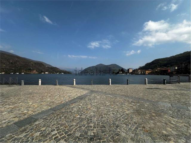 Locale Commerciale in vendita a Comunità Montana del Piambello, Porto Ceresio