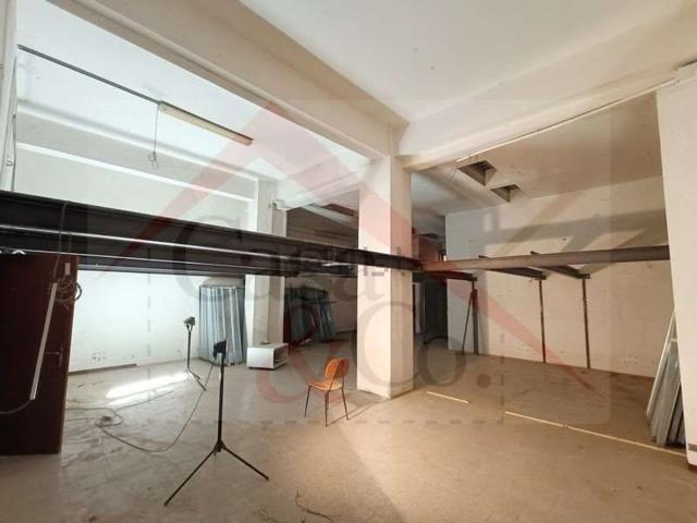 Locale Commerciale in vendita a Sant'Agnese, Modena