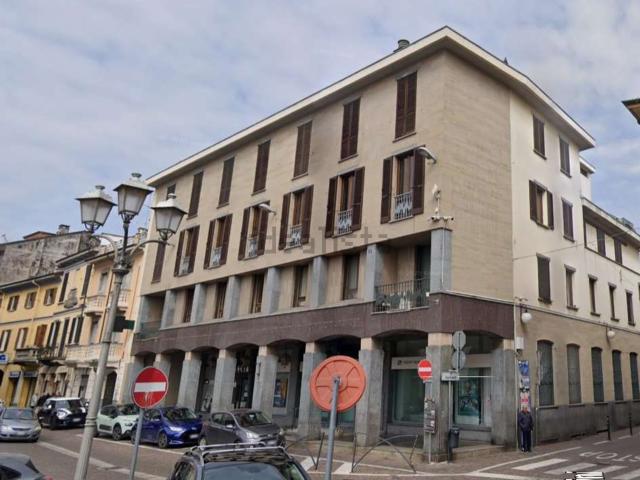 Locale Commerciale in vendita a Piemonte, Novara