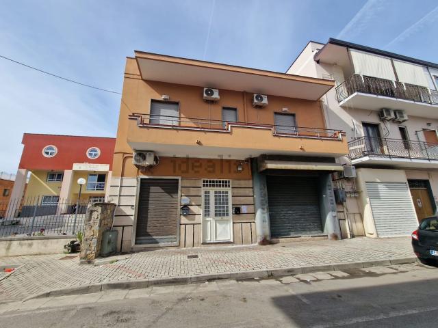 Locale Commerciale in vendita a Scafati, Campania