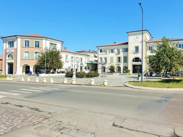 Locale Commerciale in vendita a Unione dei comuni del Distretto Ceramico, Fiorano Modenese